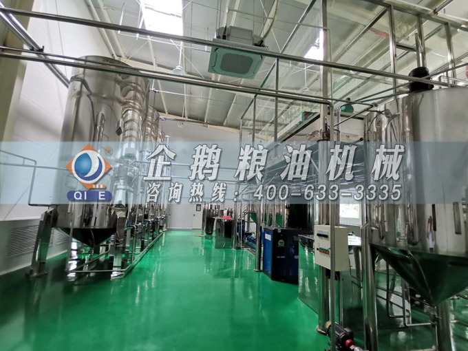 企鵝牌茶籽油雙螺桿榨油機(jī)，用心制造獲得客戶認(rèn)可(圖5)